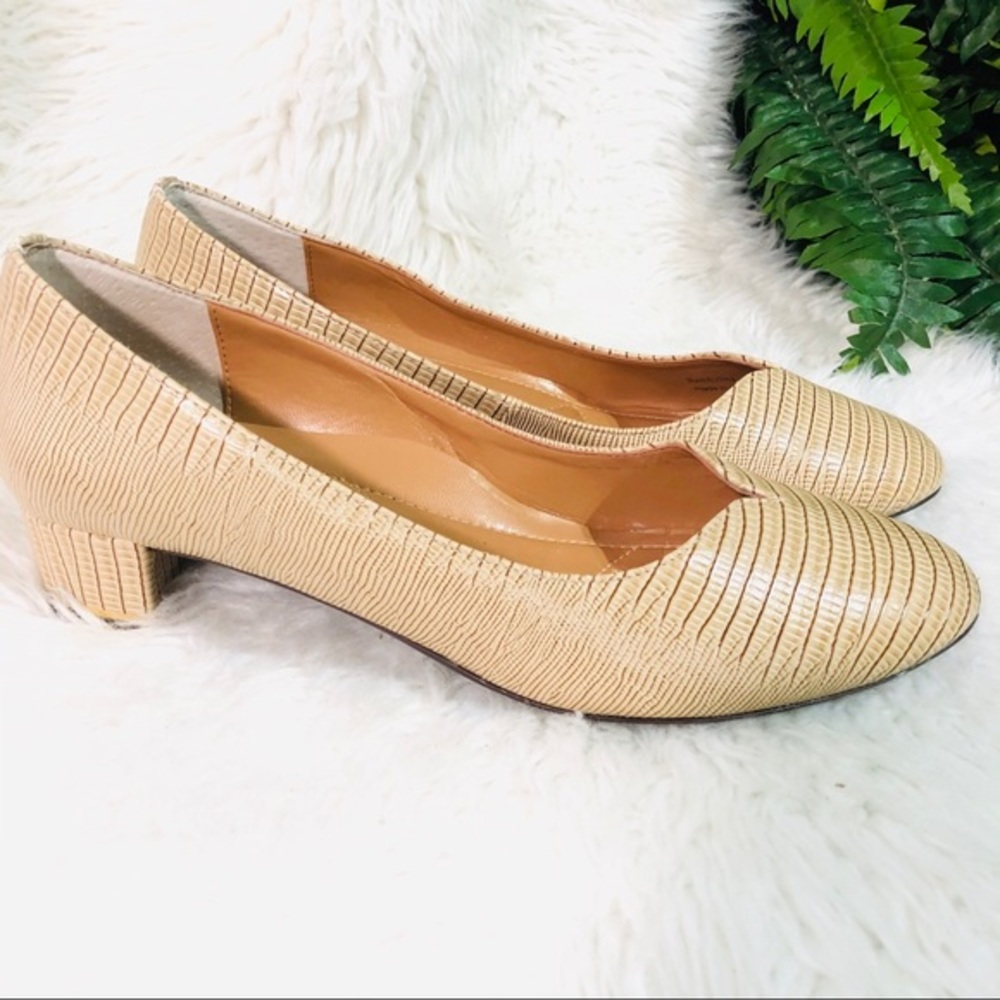 J Renee cream leather flats size 8